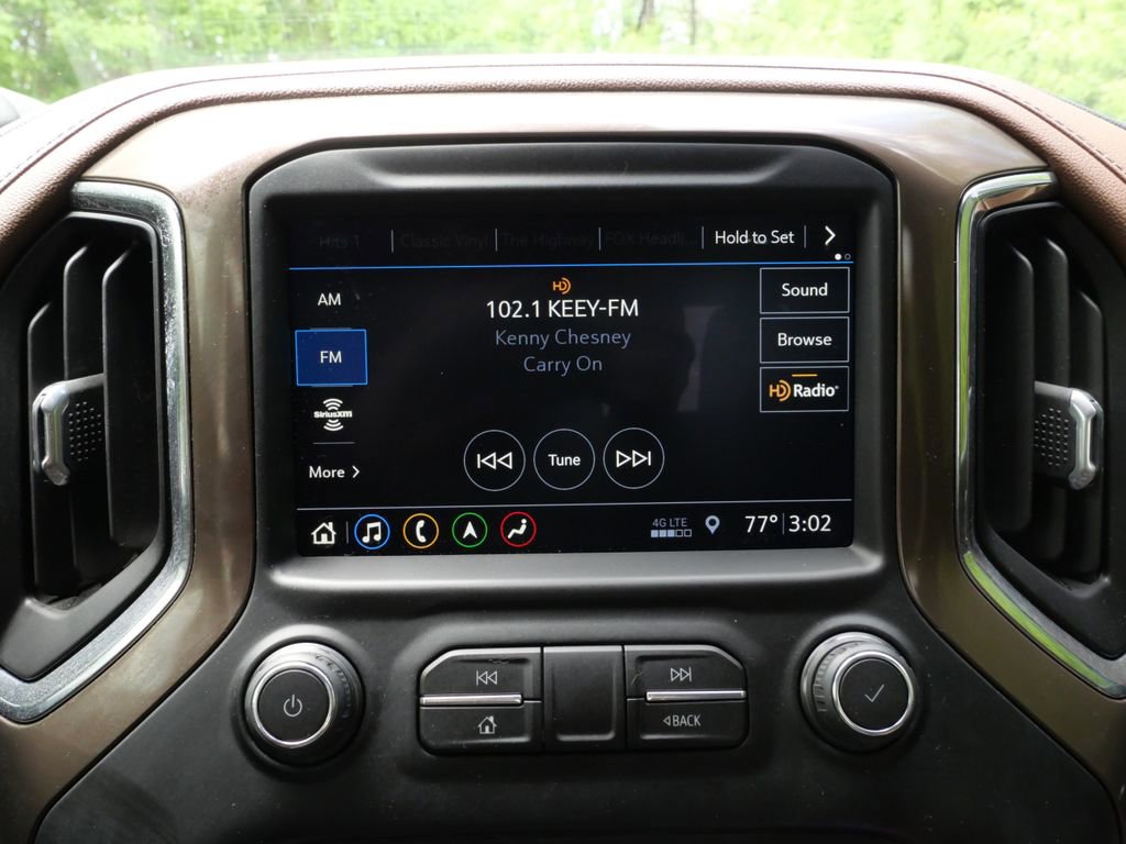 Used 2019 Chevrolet Silverado 1500 High Country w/ Technology Package AWD/4WD image 22