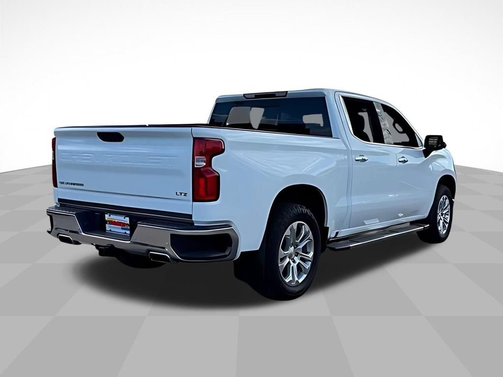 Used 2024 Chevrolet Silverado 1500 LTZ AWD/4WD image 3