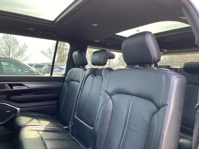 Used 2023 Jeep Wagoneer Series II image 19