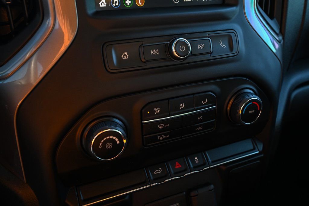 Used 2022 Chevrolet Silverado 2500 Custom w/ Custom Value Package image 35