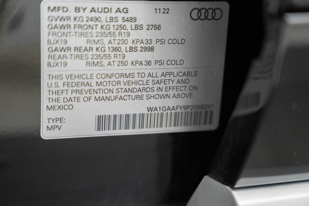 Used 2023 Audi Q5 2.0T Premium w/ Convenience Package AWD/4WD image 43