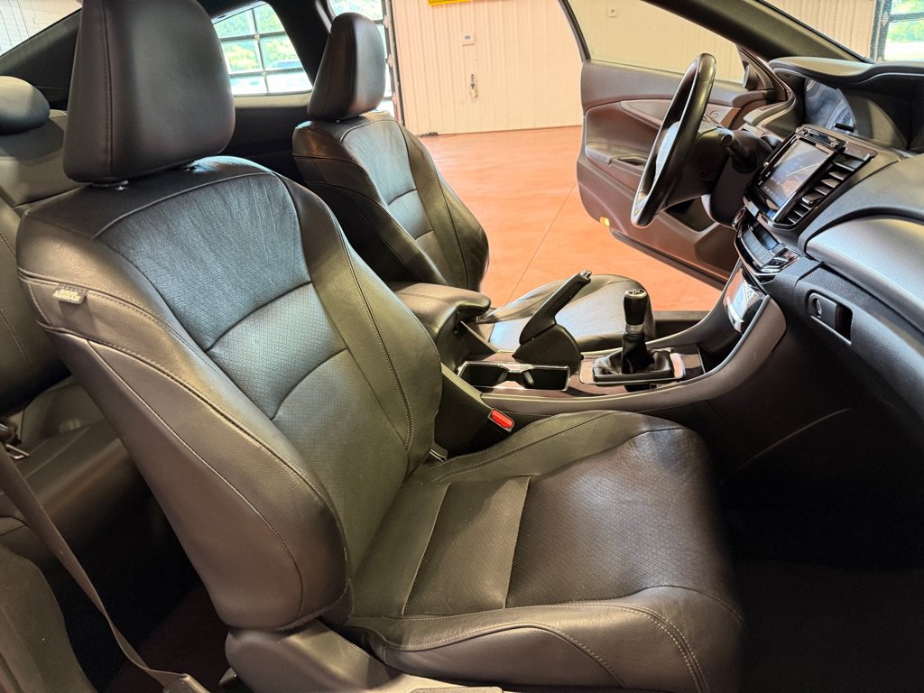 Used 2016 Honda Accord EX-L image 19