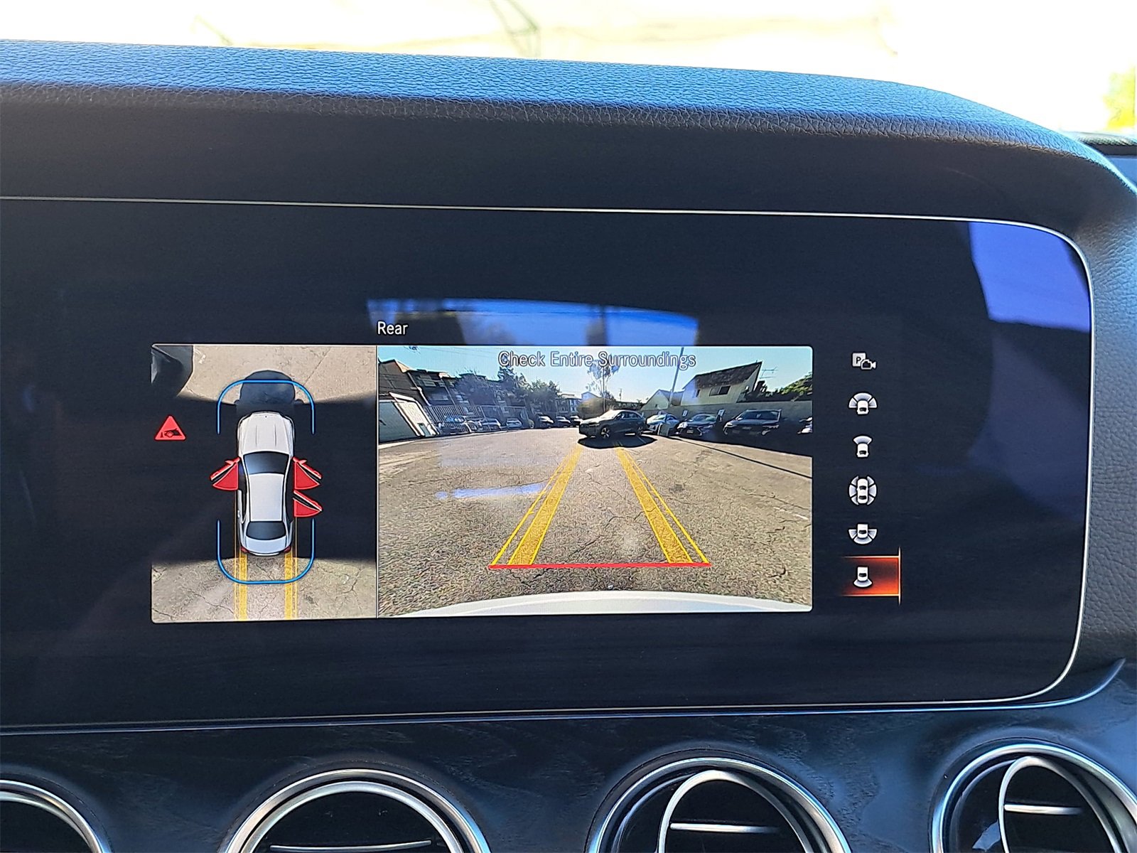 Used 2022 Mercedes-Benz E 350 Sedan w/ AMG Line Exterior image 27