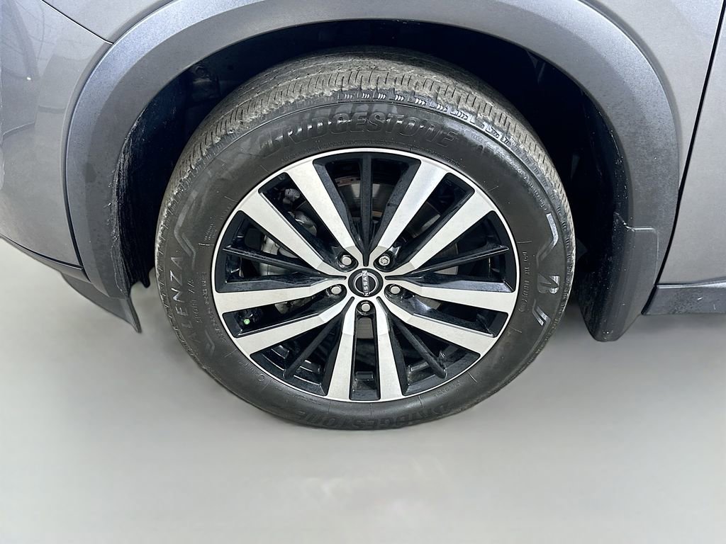 Used 2023 Nissan Pathfinder Platinum image 8