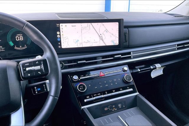 Certified 2025 Hyundai Santa Fe SEL image 6