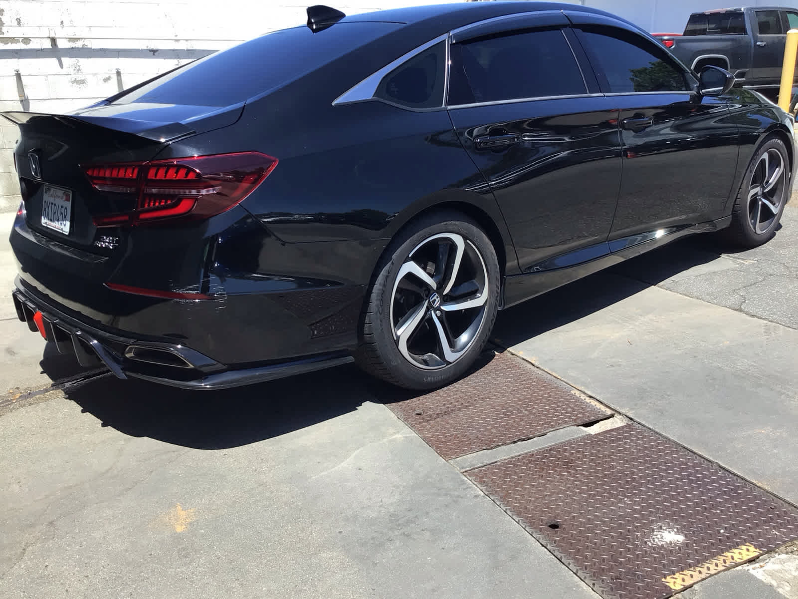 Used 2020 Honda Accord Sport image 4