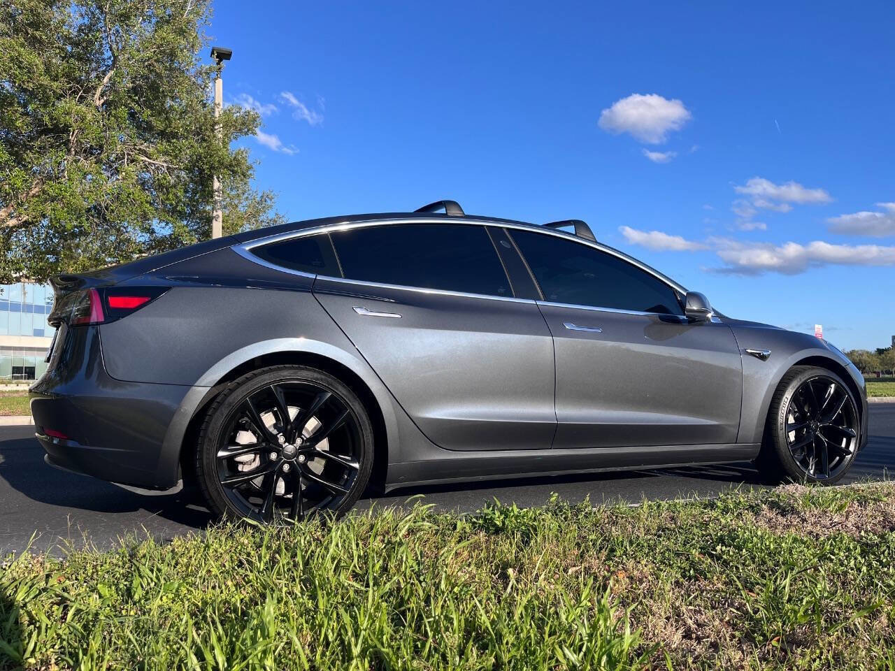 Used 2020 Tesla Model 3 Long Range image 11