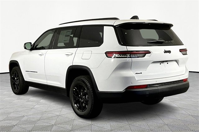 New 2025 Jeep Grand Cherokee L Altitude image 4