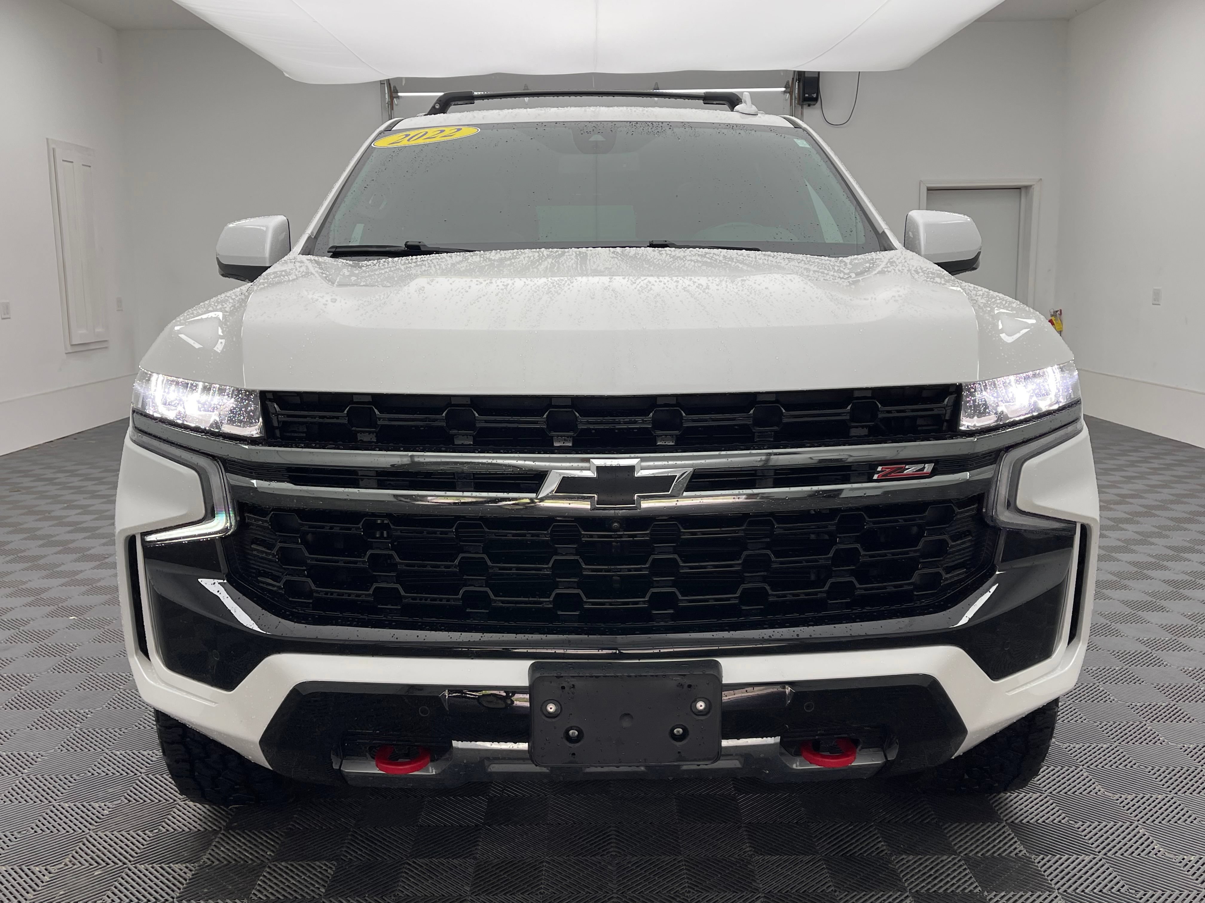 Used 2022 Chevrolet Tahoe Z71 w/ Z71 Off-Road Package AWD/4WD image 16