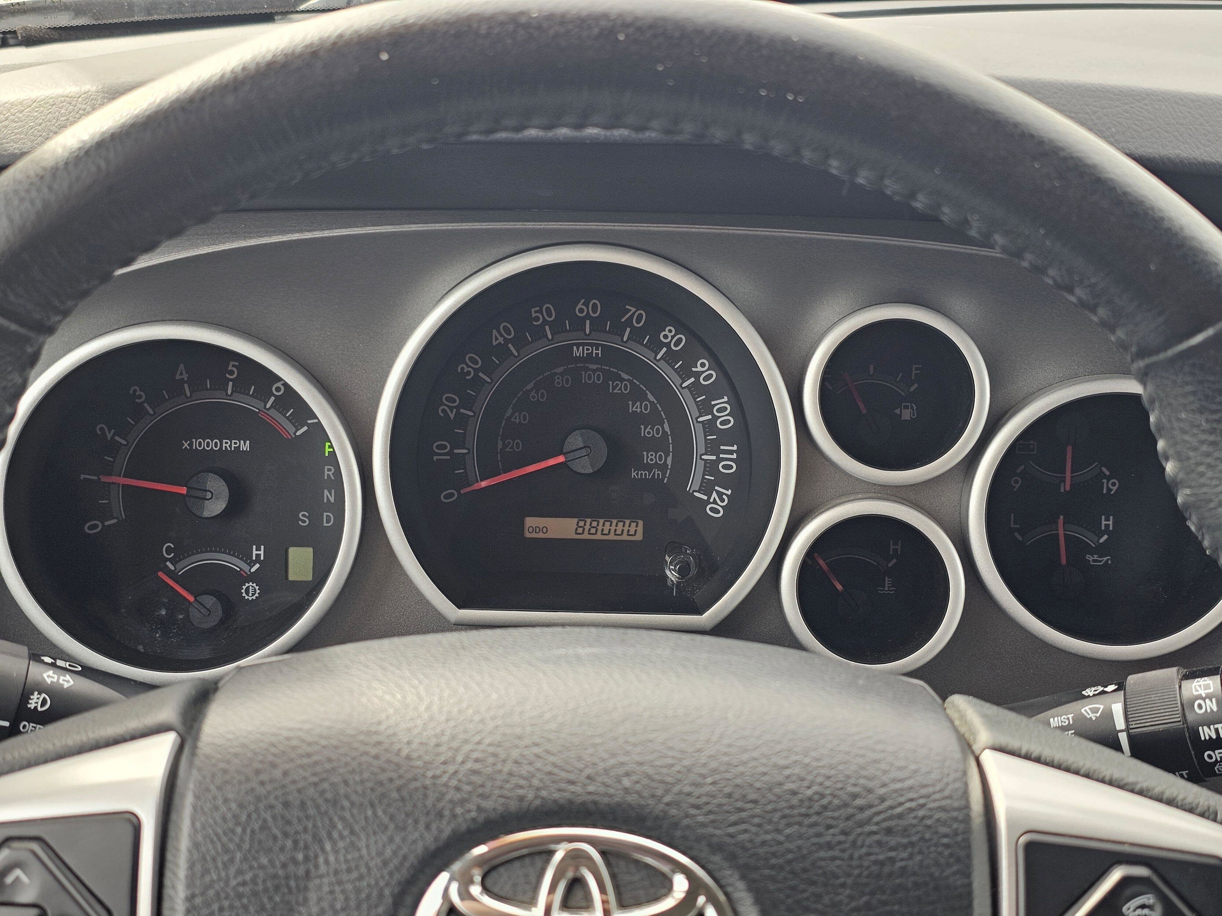 Used 2016 Toyota Sequoia SR5 AWD/4WD image 23