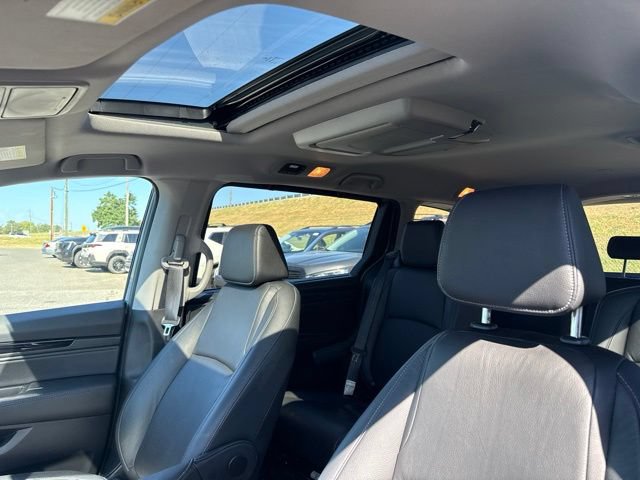 Used 2023 Honda Odyssey Touring image 15