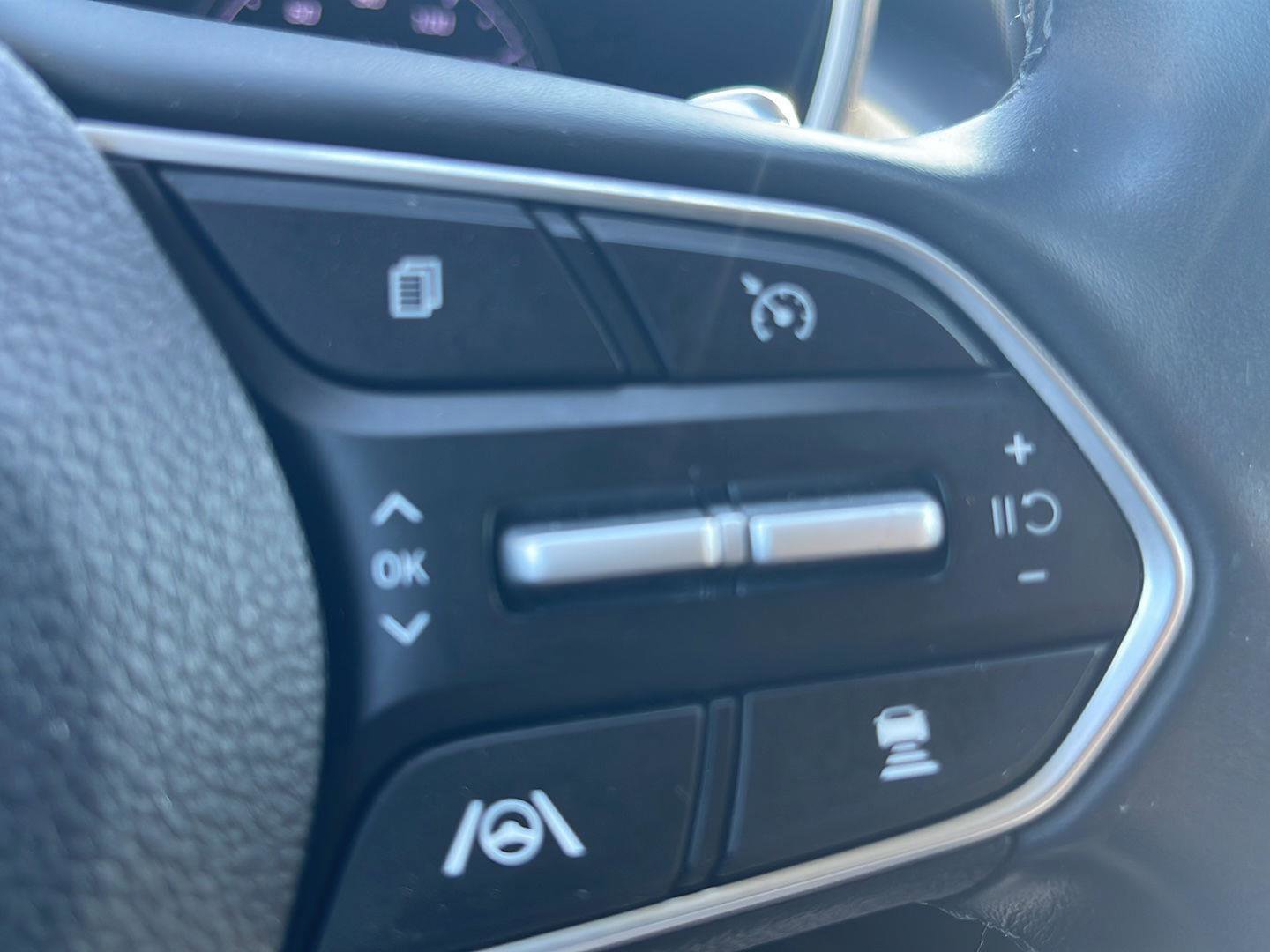 Used 2023 Hyundai Santa Fe XRT image 25