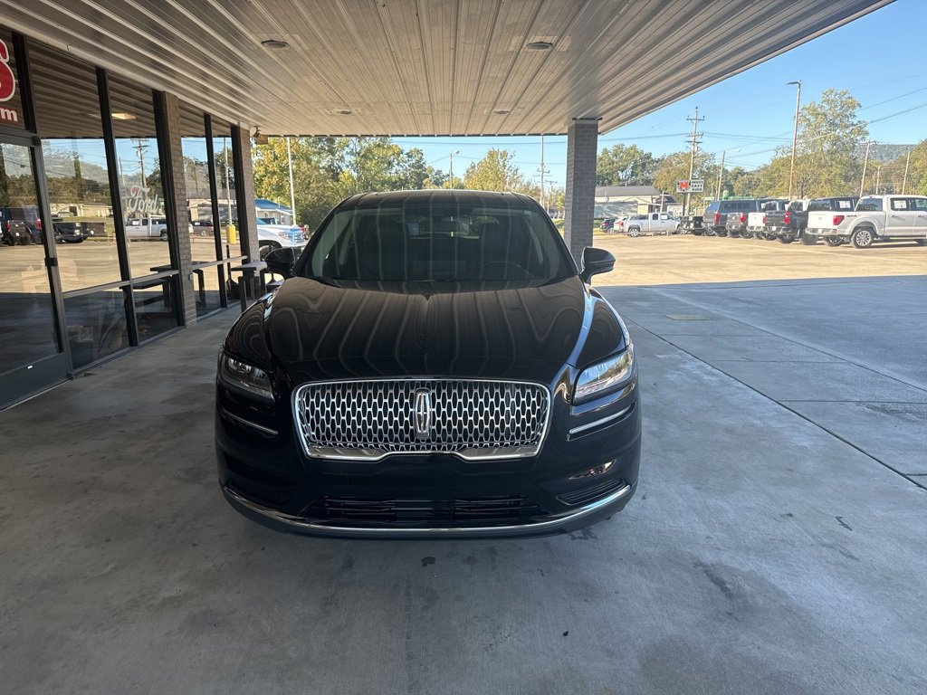 Used 2022 Lincoln Nautilus Reserve image 2