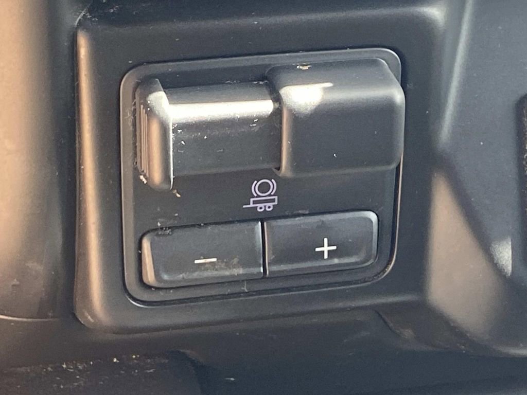 Used 2021 Chevrolet Silverado 1500 LT Trail Boss w/ Bed Protection Package image 23