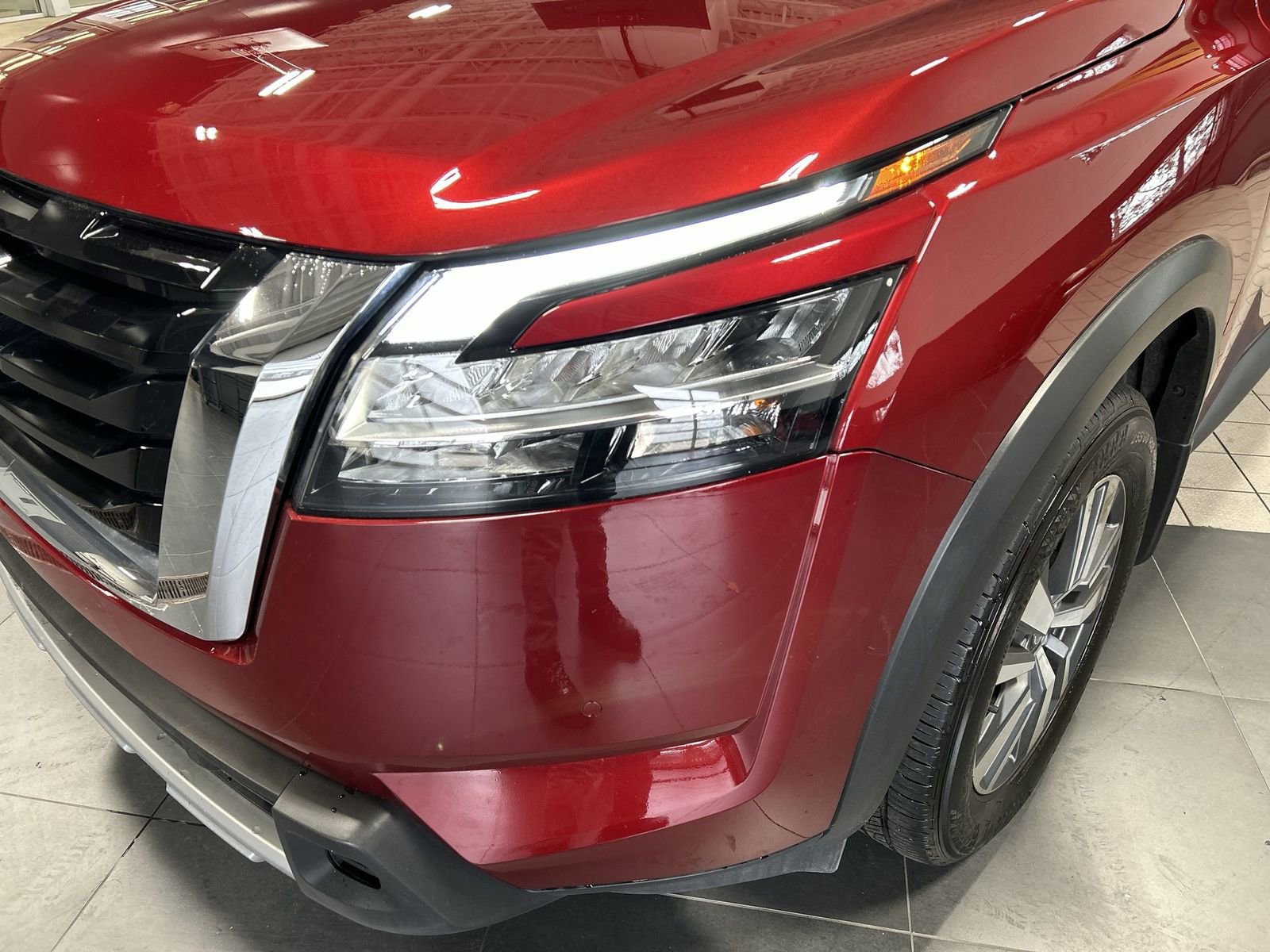 Certified 2024 Nissan Pathfinder SL AWD/4WD image 36