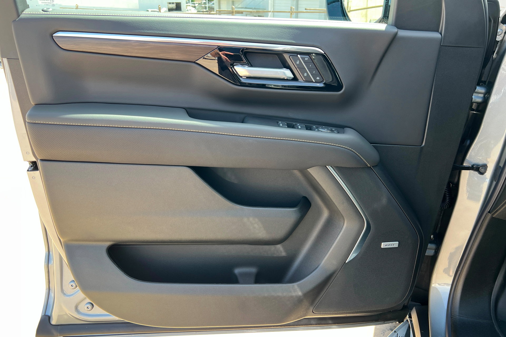 New 2026 Chevrolet Tahoe Premier AWD/4WD image 15