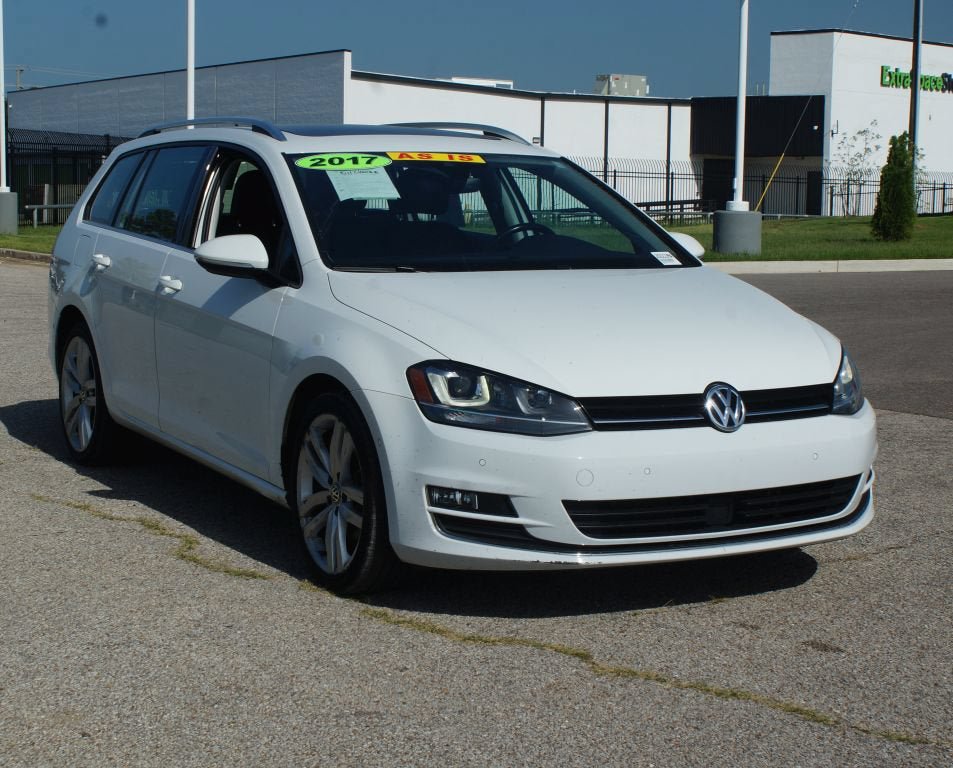 Used 2017 Volkswagen Golf SE FWD image 2