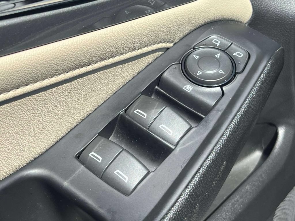 Used 2023 Chevrolet Traverse LS w/ Safety Package FWD image 19