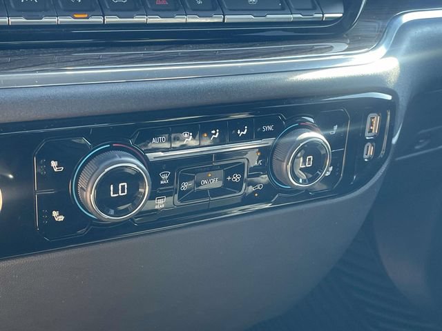 Used 2024 Chevrolet Silverado 1500 LT AWD/4WD image 19