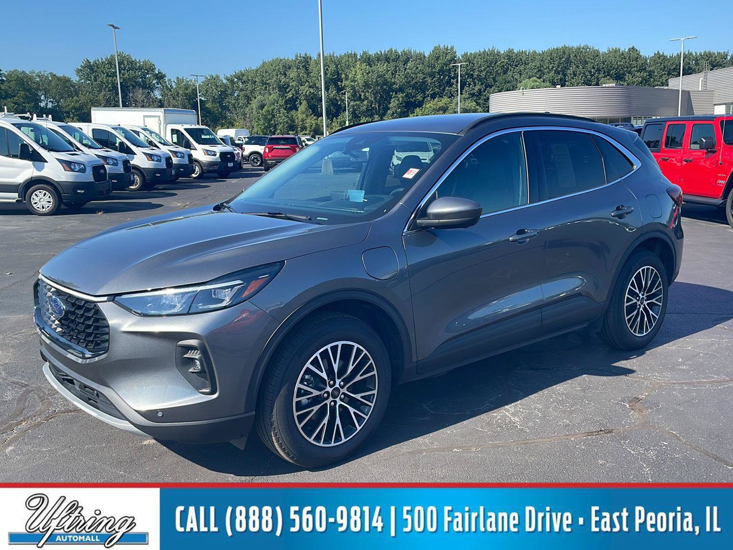 Used 2025 Ford Escape SE w/ PHEV Premium Package FWD video 1