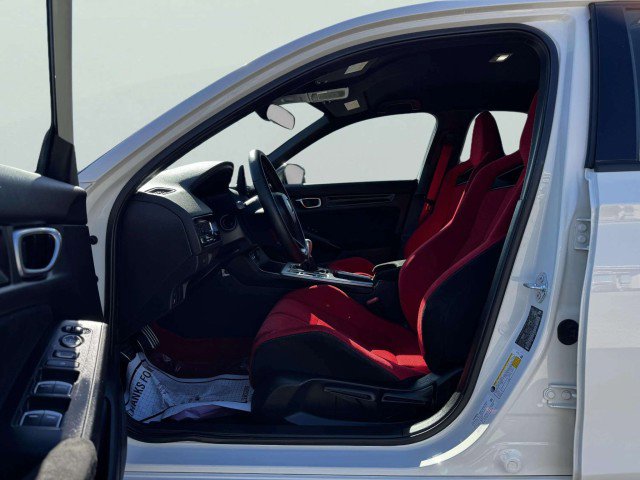 Used 2025 Honda Civic Type R image 18