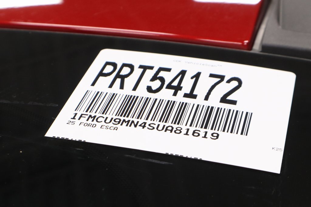 Certified 2025 Ford Escape ST-Line w/ Cold Weather Package image 34