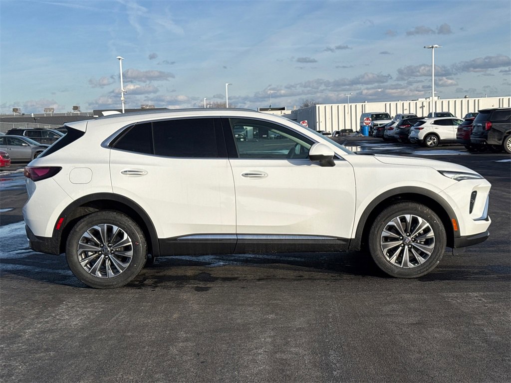 New 2025 Buick Envision Preferred image 9