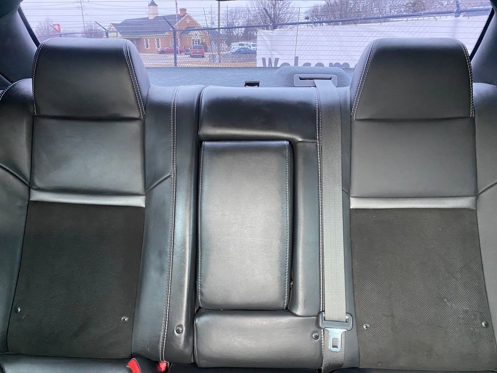 Used 2014 Dodge Challenger R/T image 27