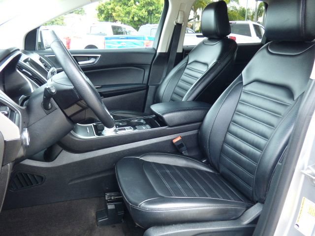 Used 2020 Ford Edge SEL w/ Convenience Package FWD image 23