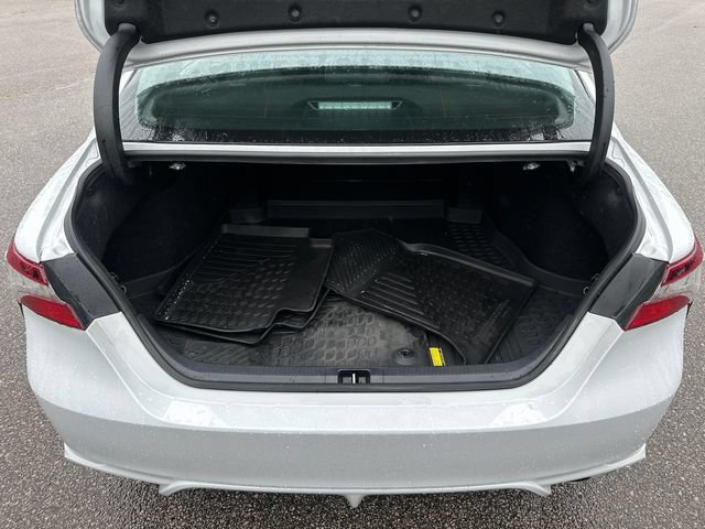 Used 2023 Toyota Camry SE AWD/4WD image 13