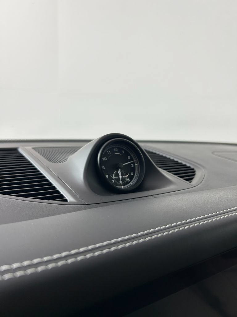 Certified 2023 Porsche Macan S AWD/4WD image 20