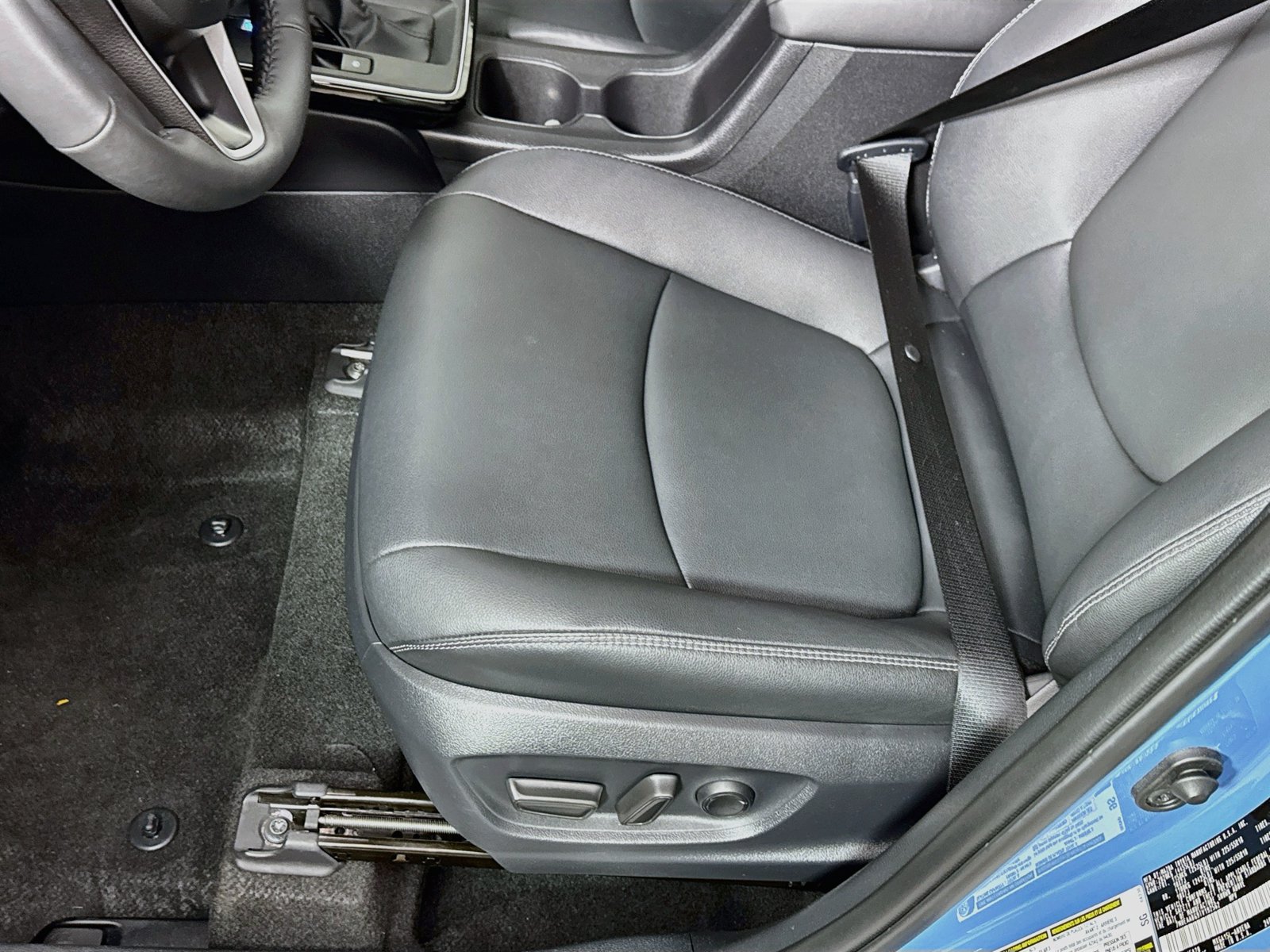 Certified 2026 Toyota Corolla Cross XLE AWD/4WD image 18