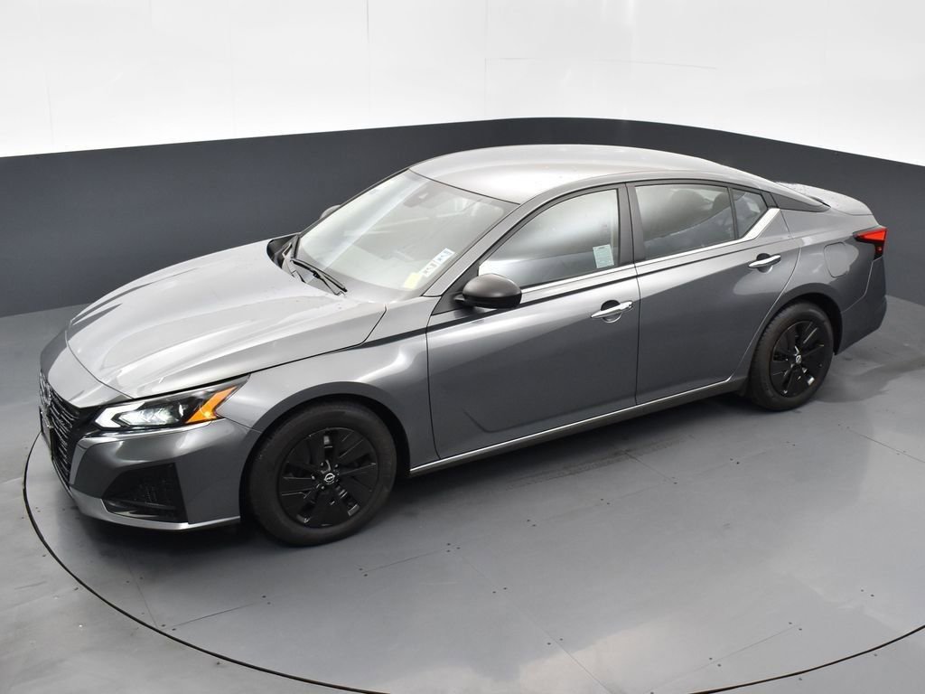 Used 2024 Nissan Altima 2.5 S image 46