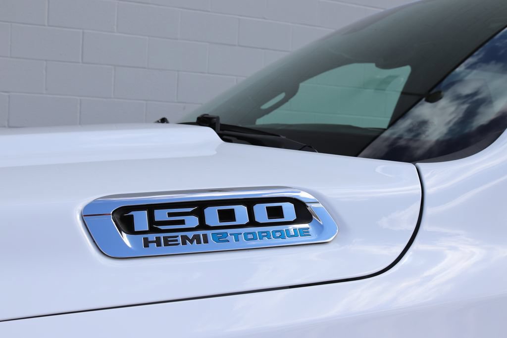 Used 2021 RAM 1500 Longhorn AWD/4WD image 9