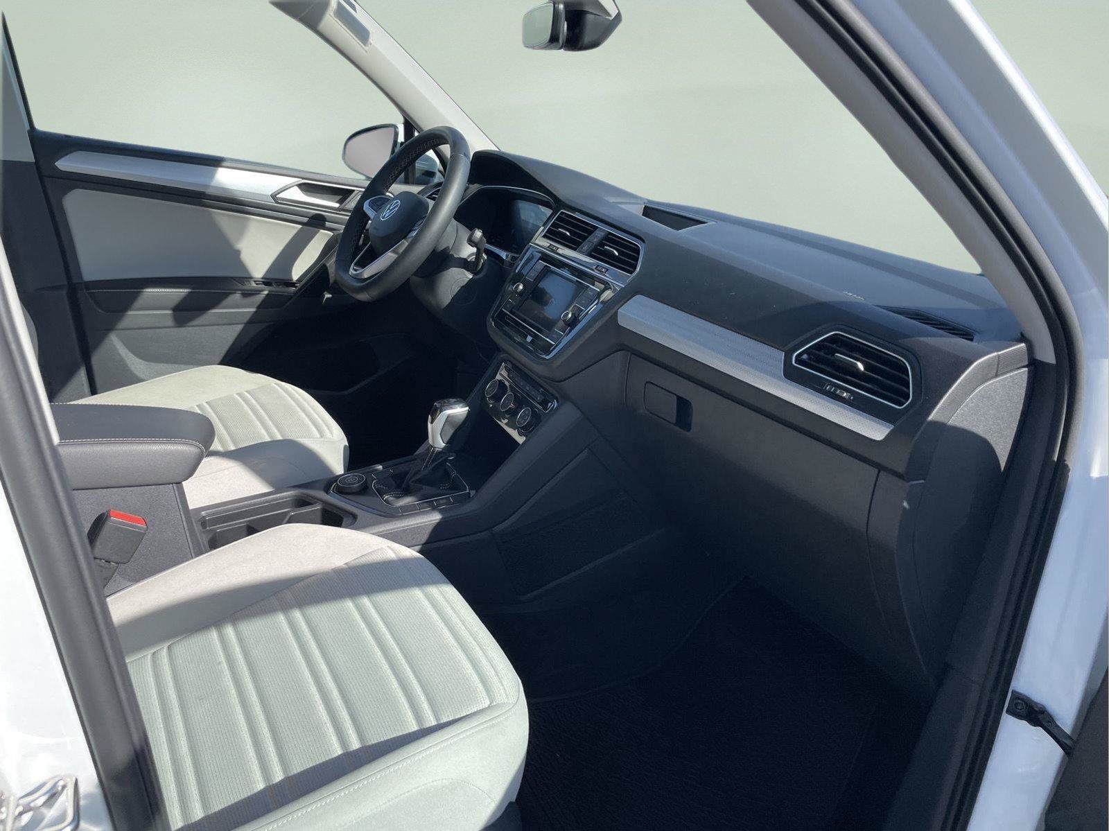 Used 2024 Volkswagen Tiguan S AWD/4WD image 19