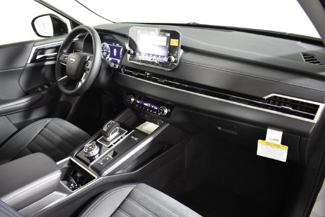 New 2026 Nissan Rogue SL AWD/4WD image 37