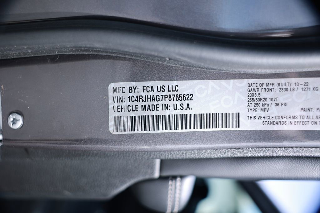 Used 2023 Jeep Grand Cherokee Altitude AWD/4WD image 37