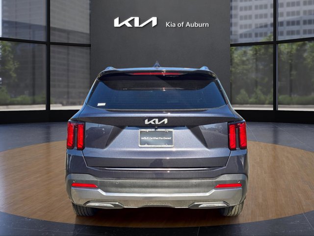 Used 2025 Kia Sorento S w/ Panoramic Sunroof Package image 6