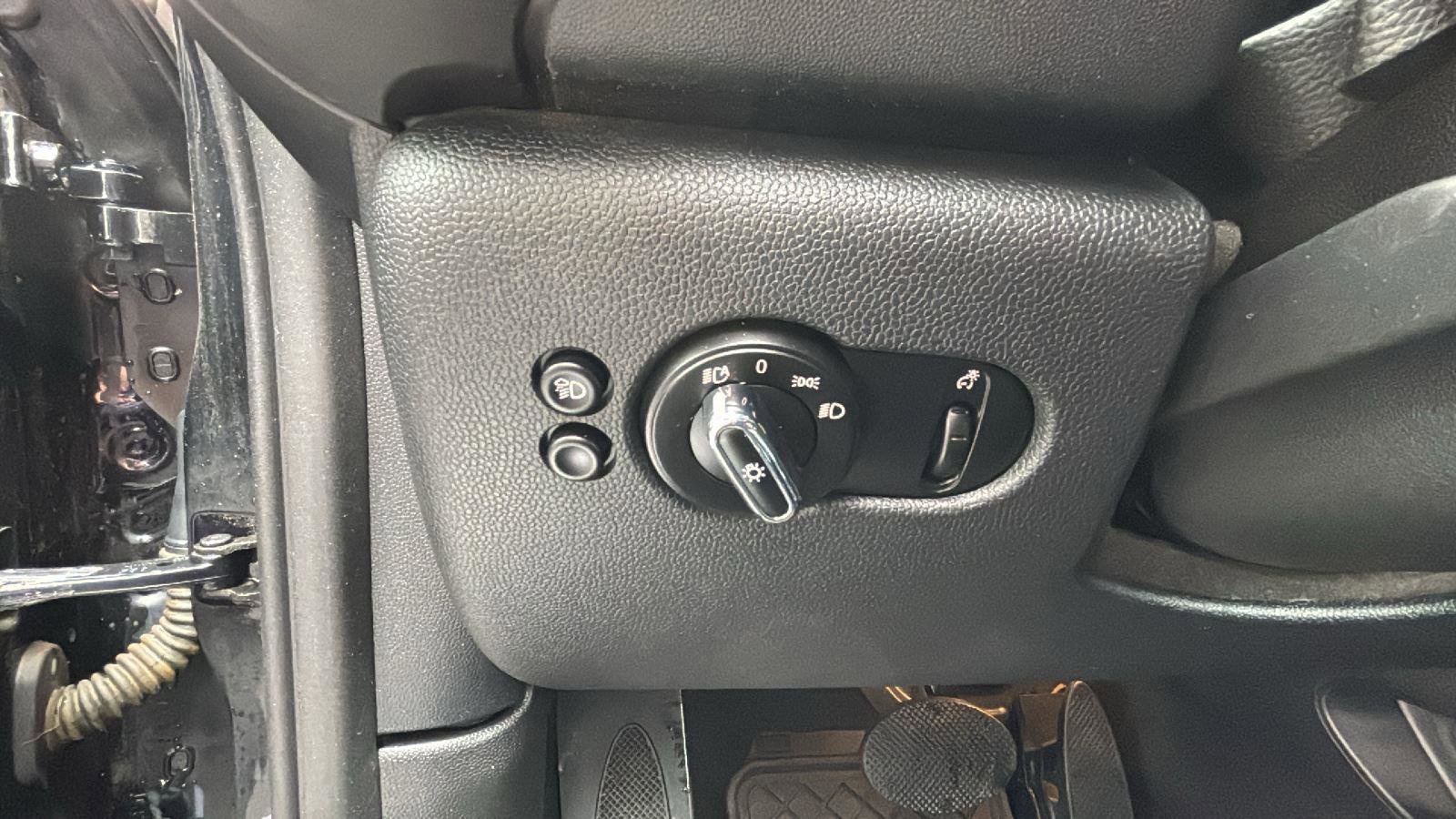 Used 2023 MINI Cooper S FWD image 12