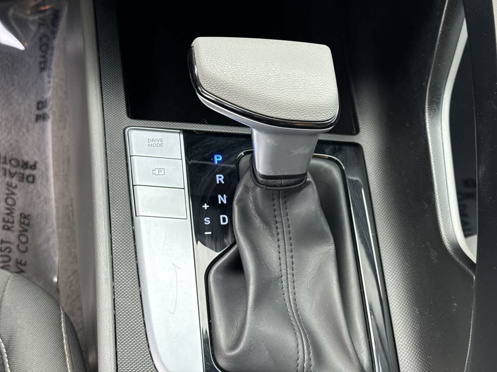 Used 2024 Hyundai Elantra SEL FWD image 39
