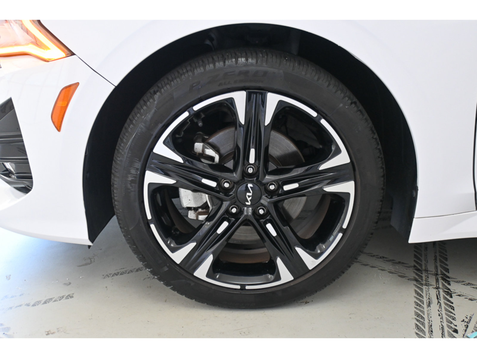 Certified 2024 Kia K5 GT-Line FWD image 27