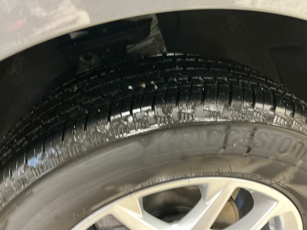 Used 2024 Chevrolet Equinox LT image 28