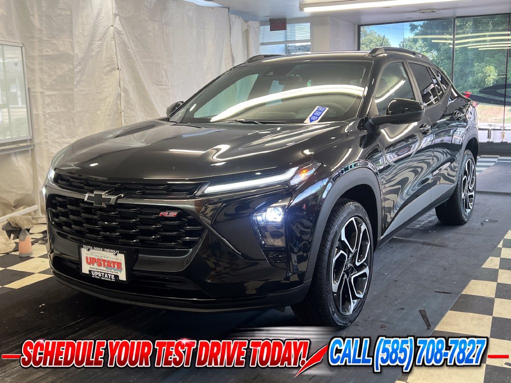 Used 2024 Chevrolet Trax RS w/ Driver Confidence Package FWD image 4