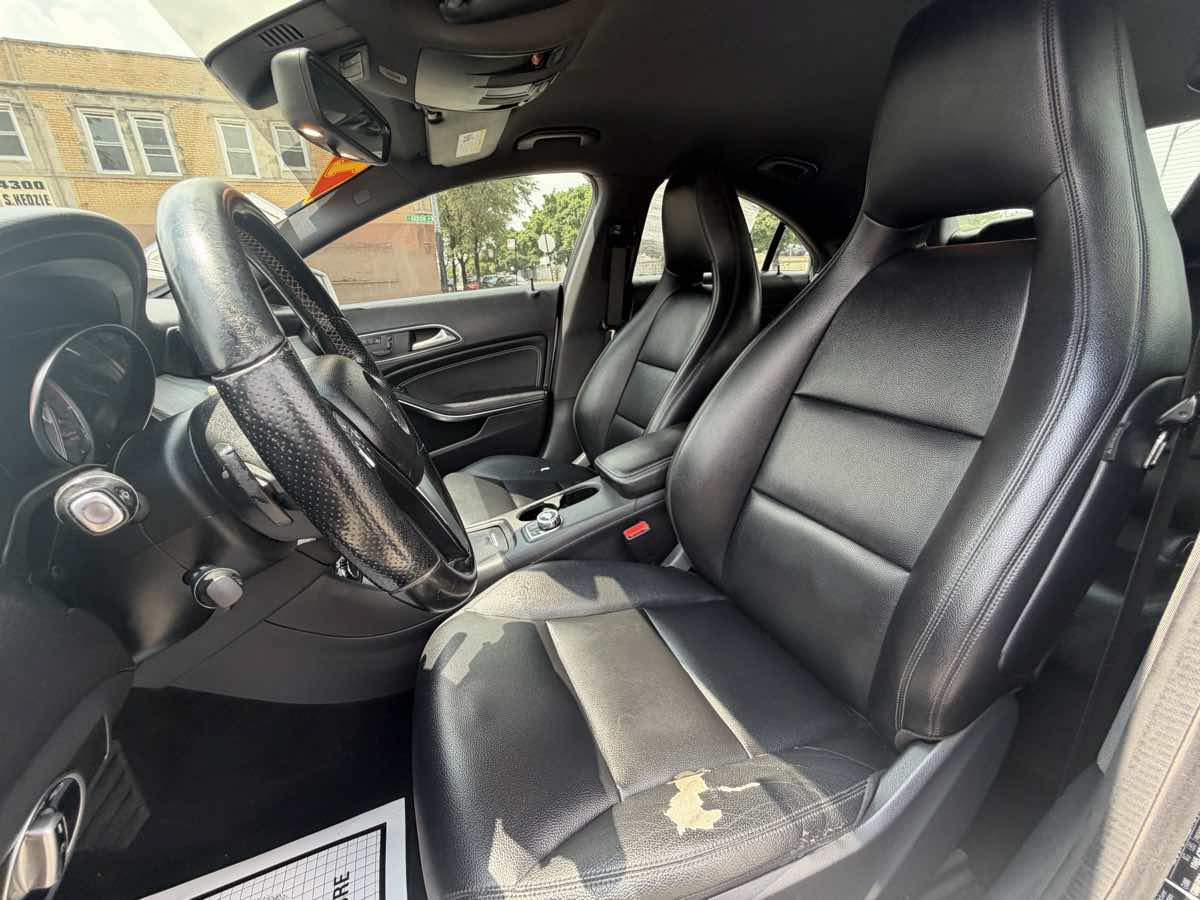 Used 2014 Mercedes-Benz CLA 250 image 13