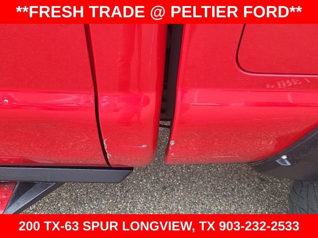 Used 2015 Ford F250 XL w/ Power Equipment Group AWD/4WD image 11