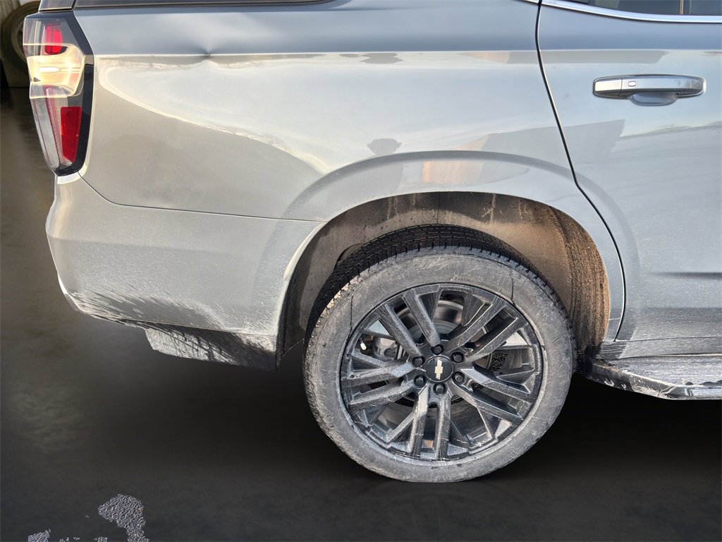 Used 2023 Chevrolet Tahoe LT w/ Luxury Package image 8
