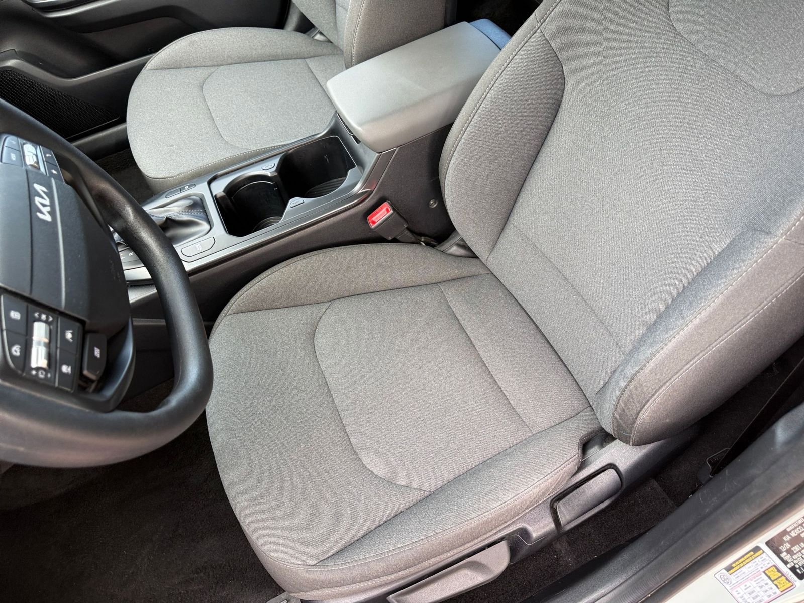 Used 2025 Kia K4 FWD image 38