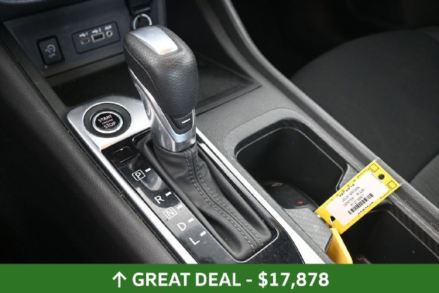 Used 2024 Nissan Sentra SV FWD image 24