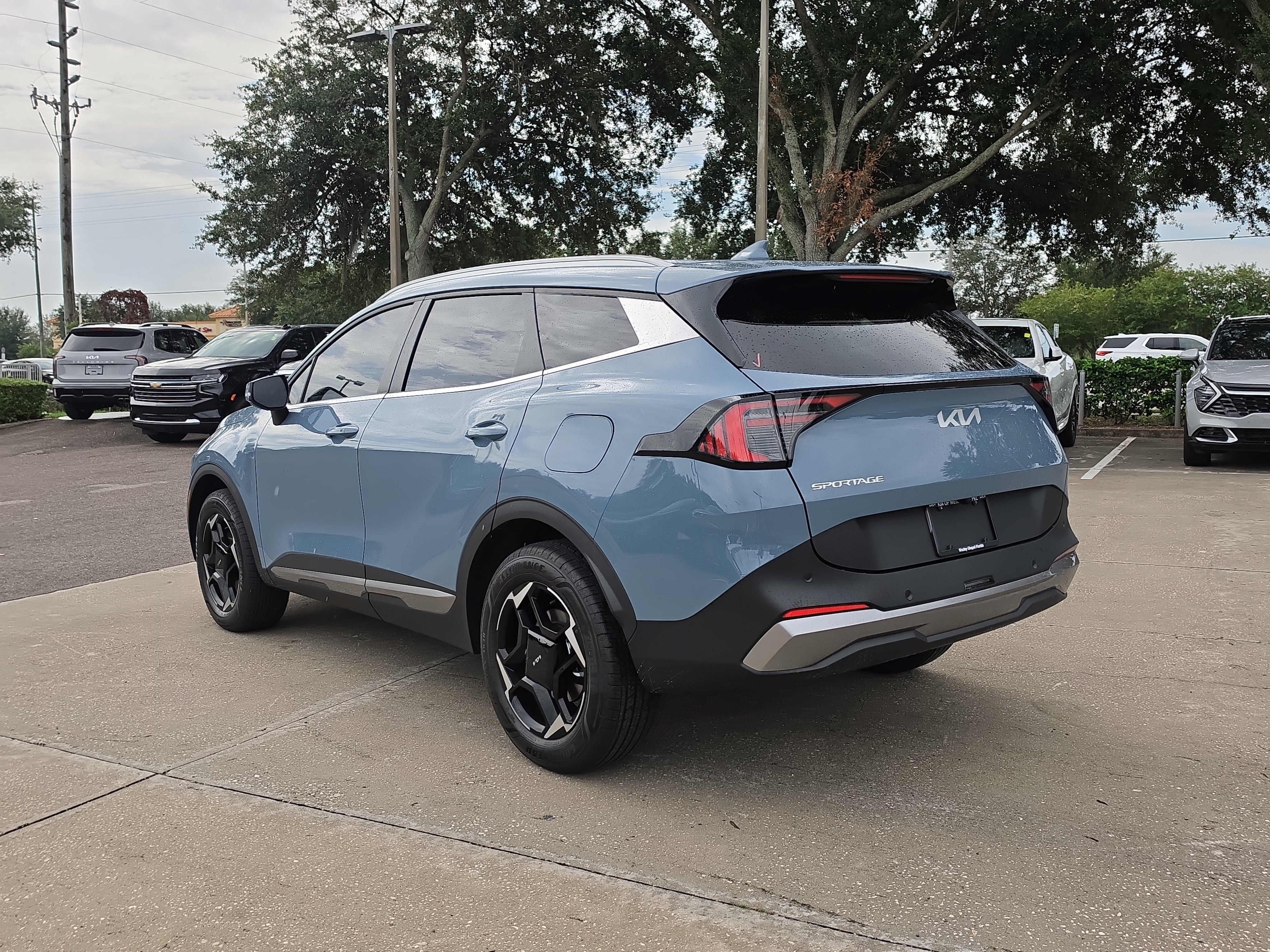 Used 2026 Kia Sportage EX AWD/4WD image 6