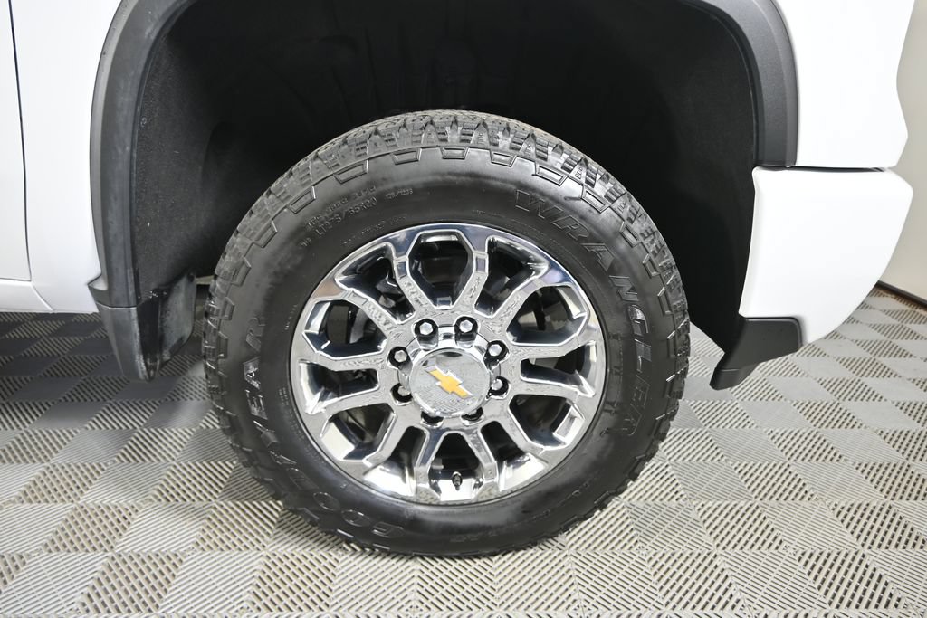Used 2026 Chevrolet Silverado 3500 LT w/ Z71 Chrome Sport Edition AWD/4WD image 12